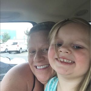 Meet your Posher, Brooke